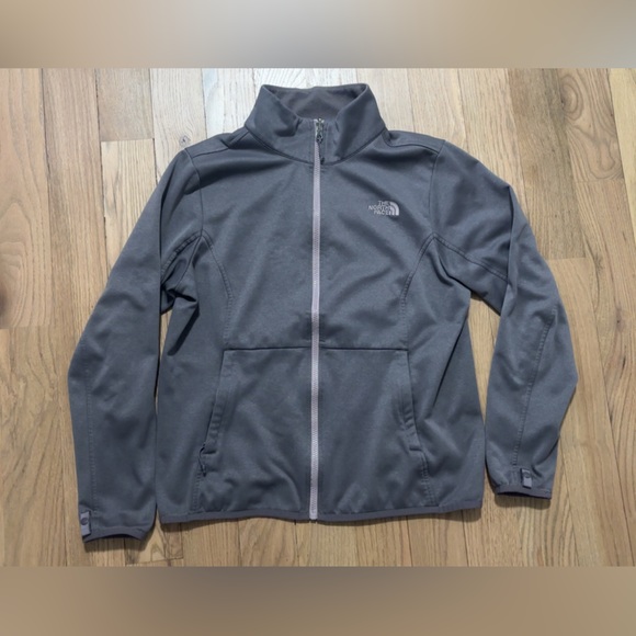 The North Face Jackets & Blazers - The North Face Charcoal Gray Fleece Jacket